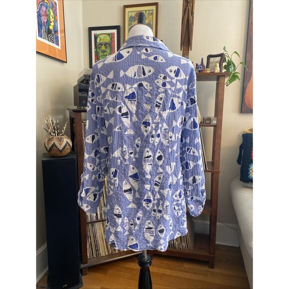 Habitat L Clothes to Live In Fish Artsy Beach Coastal Crinkle Button Tunic Top - Picture 3 of 11